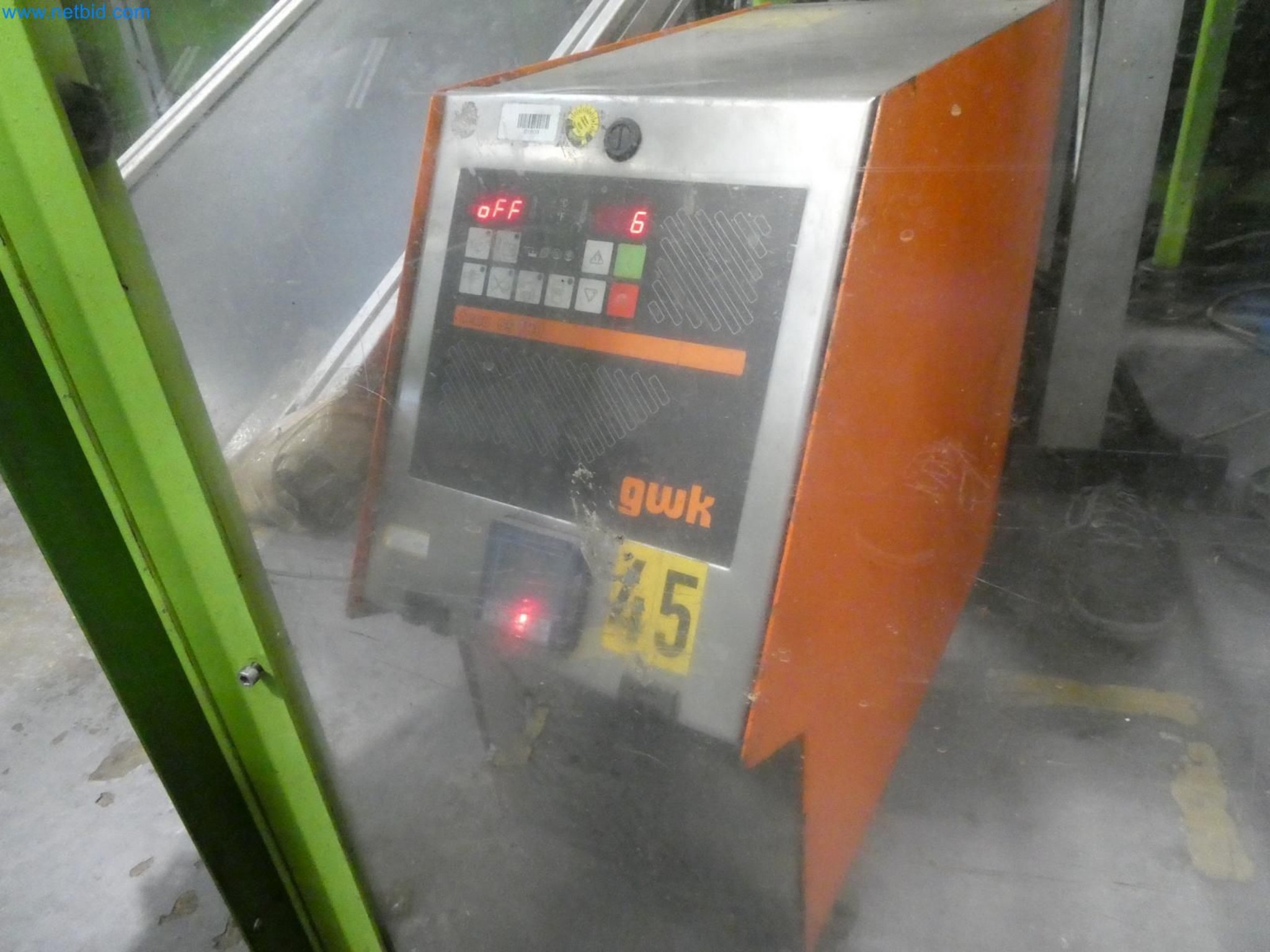 Engel Spritzgießmaschinen und Maschinen aus der Kunststoffindustrie-55