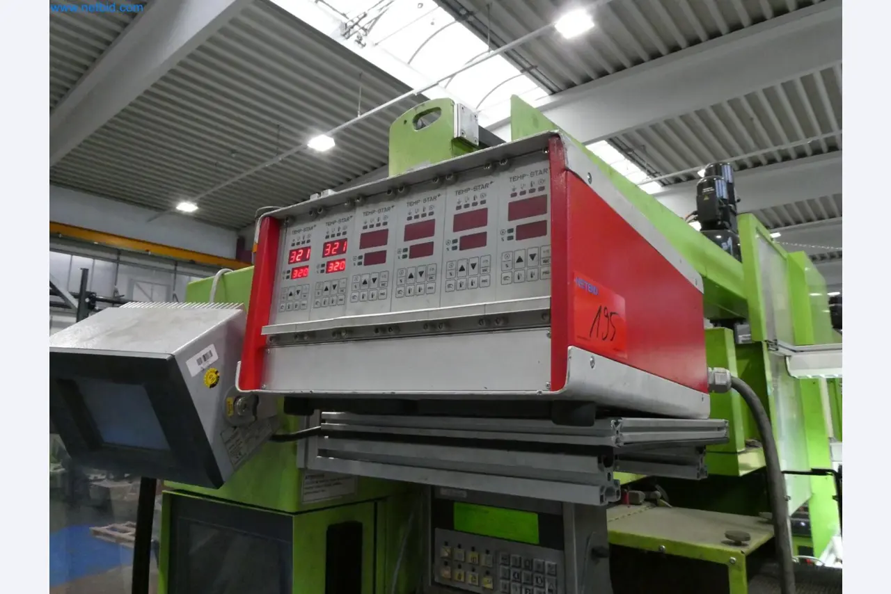 Engel Spritzgießmaschinen und Maschinen aus der Kunststoffindustrie-62