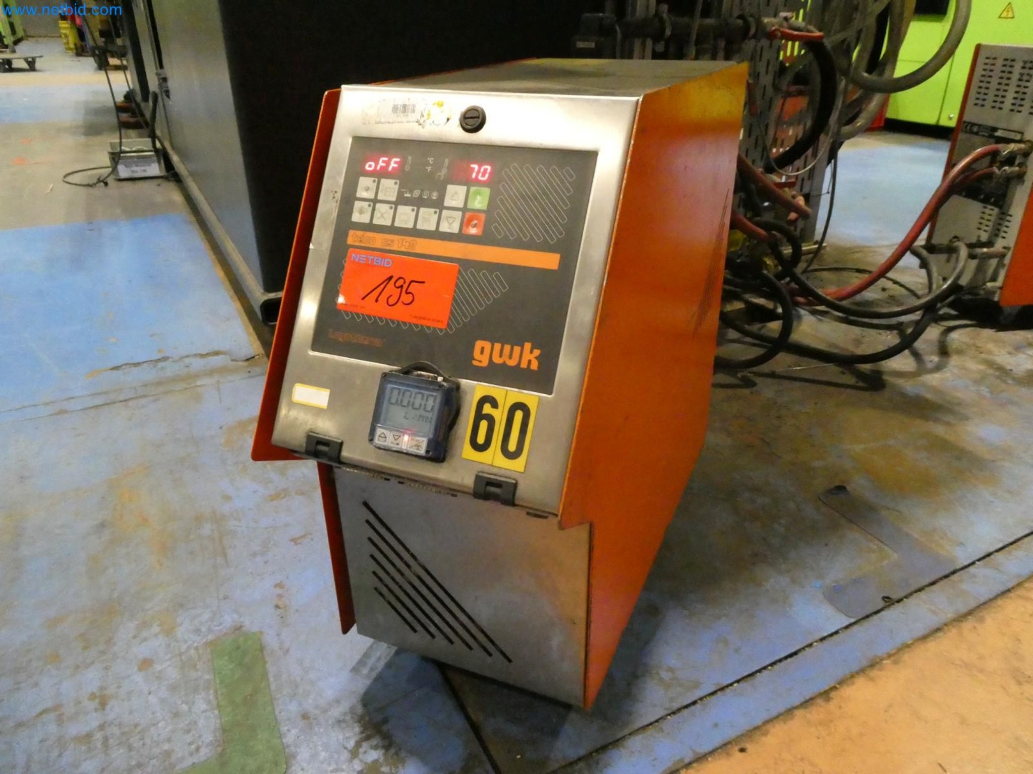 Engel Spritzgießmaschinen und Maschinen aus der Kunststoffindustrie-7