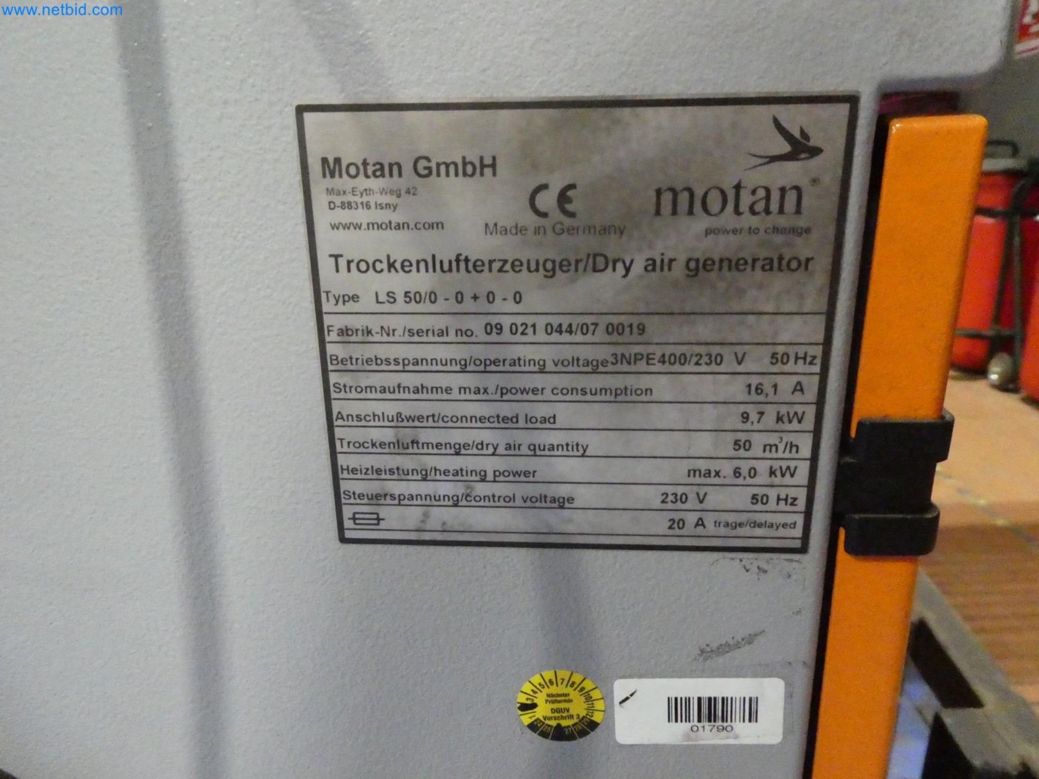 Engel Spritzgießmaschinen und Maschinen aus der Kunststoffindustrie-2