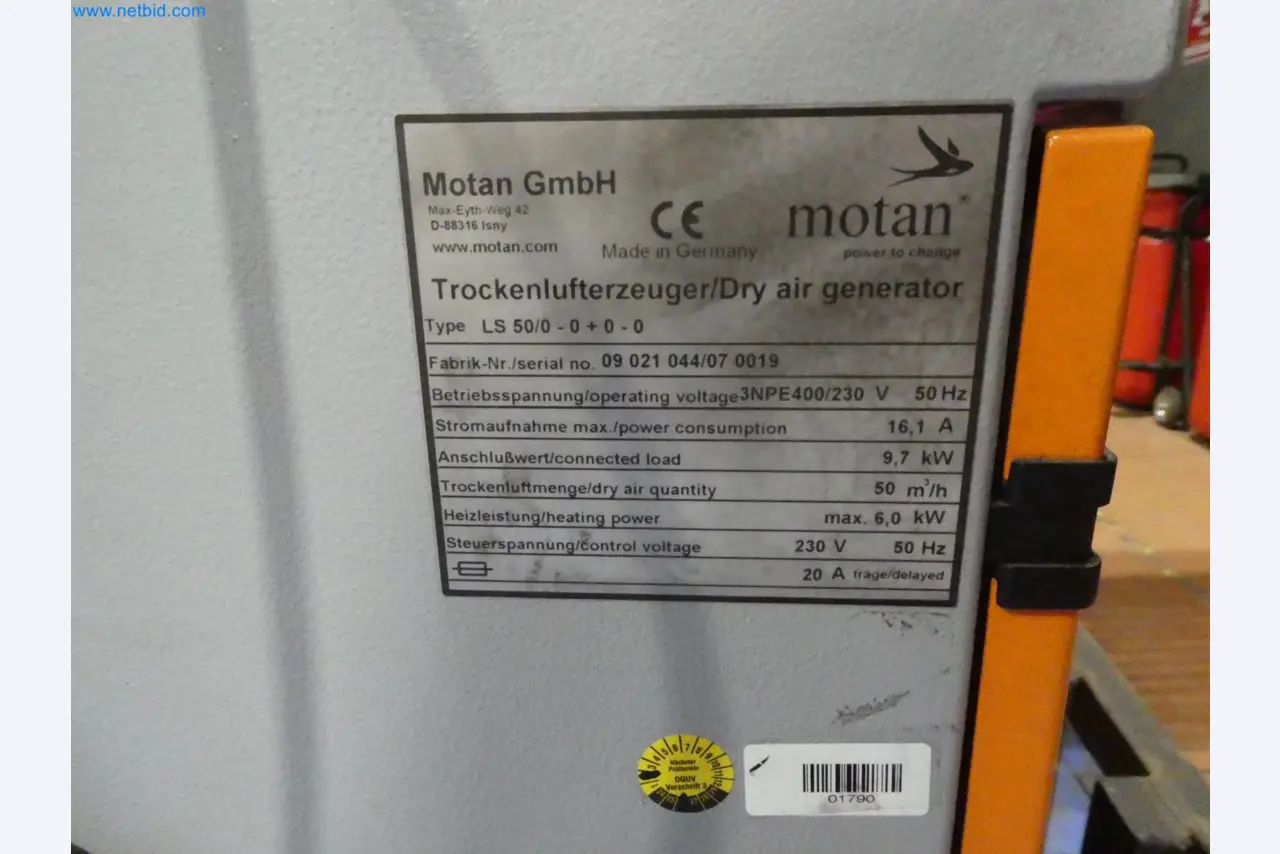 Engel Spritzgießmaschinen und Maschinen aus der Kunststoffindustrie-2