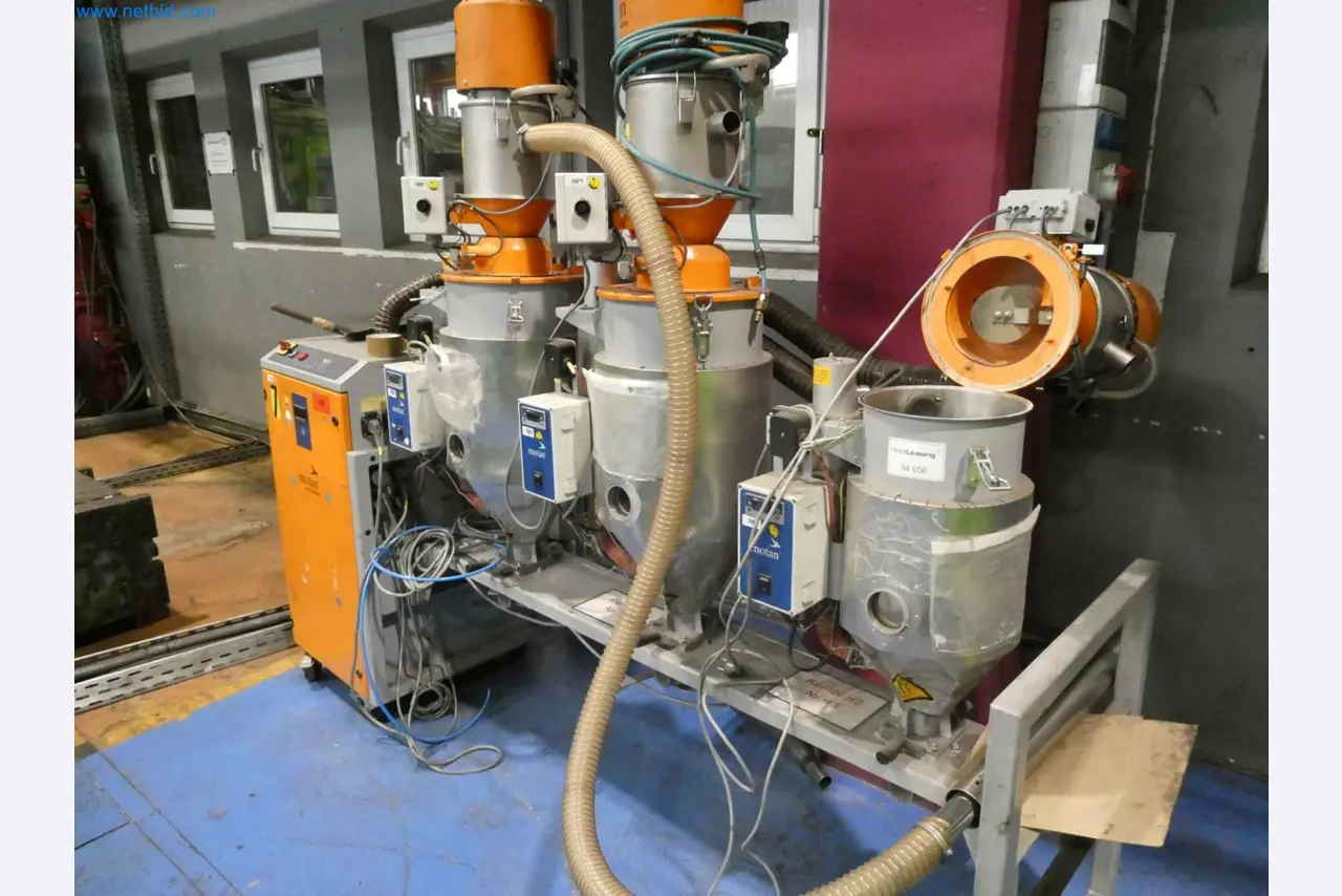 Engel Spritzgießmaschinen und Maschinen aus der Kunststoffindustrie-3