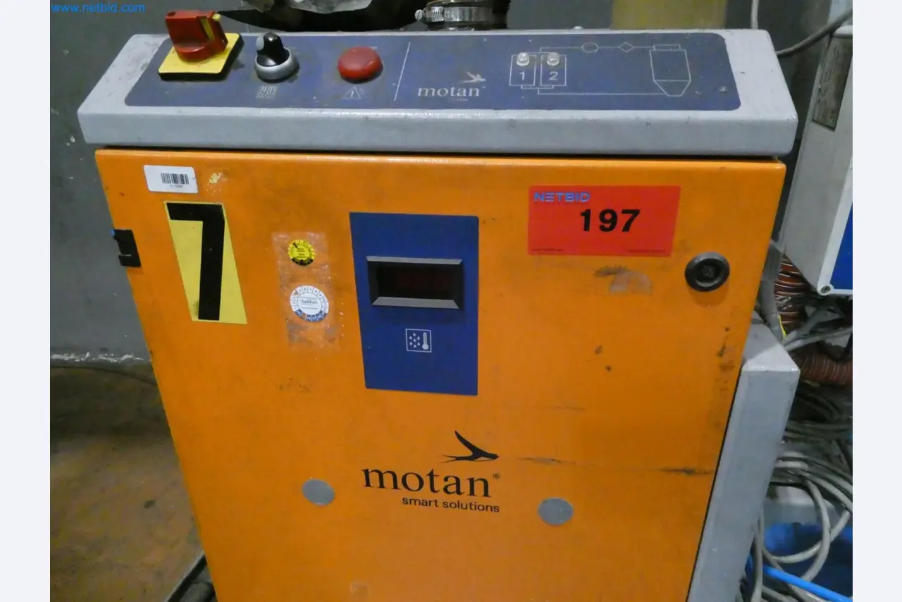 Engel Spritzgießmaschinen und Maschinen aus der Kunststoffindustrie-4