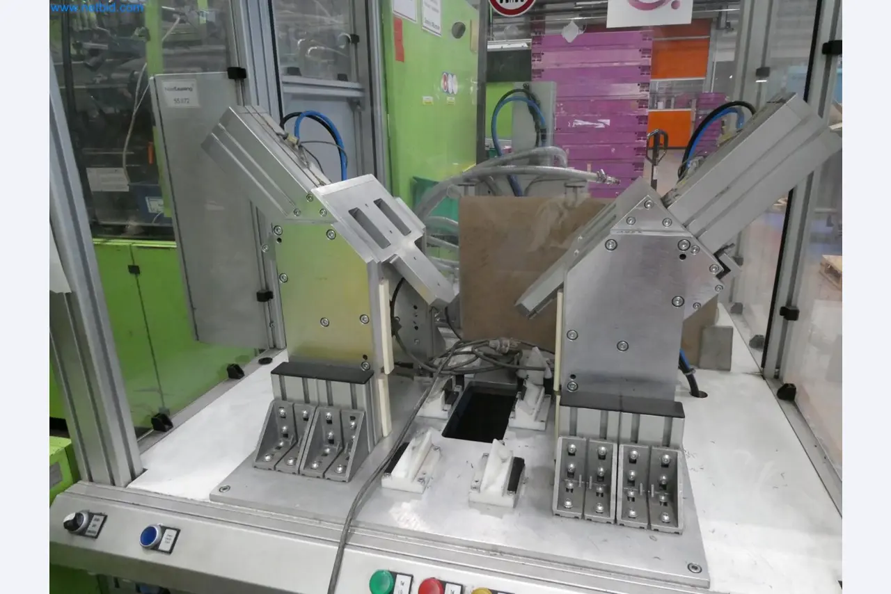 Engel Spritzgießmaschinen und Maschinen aus der Kunststoffindustrie-4