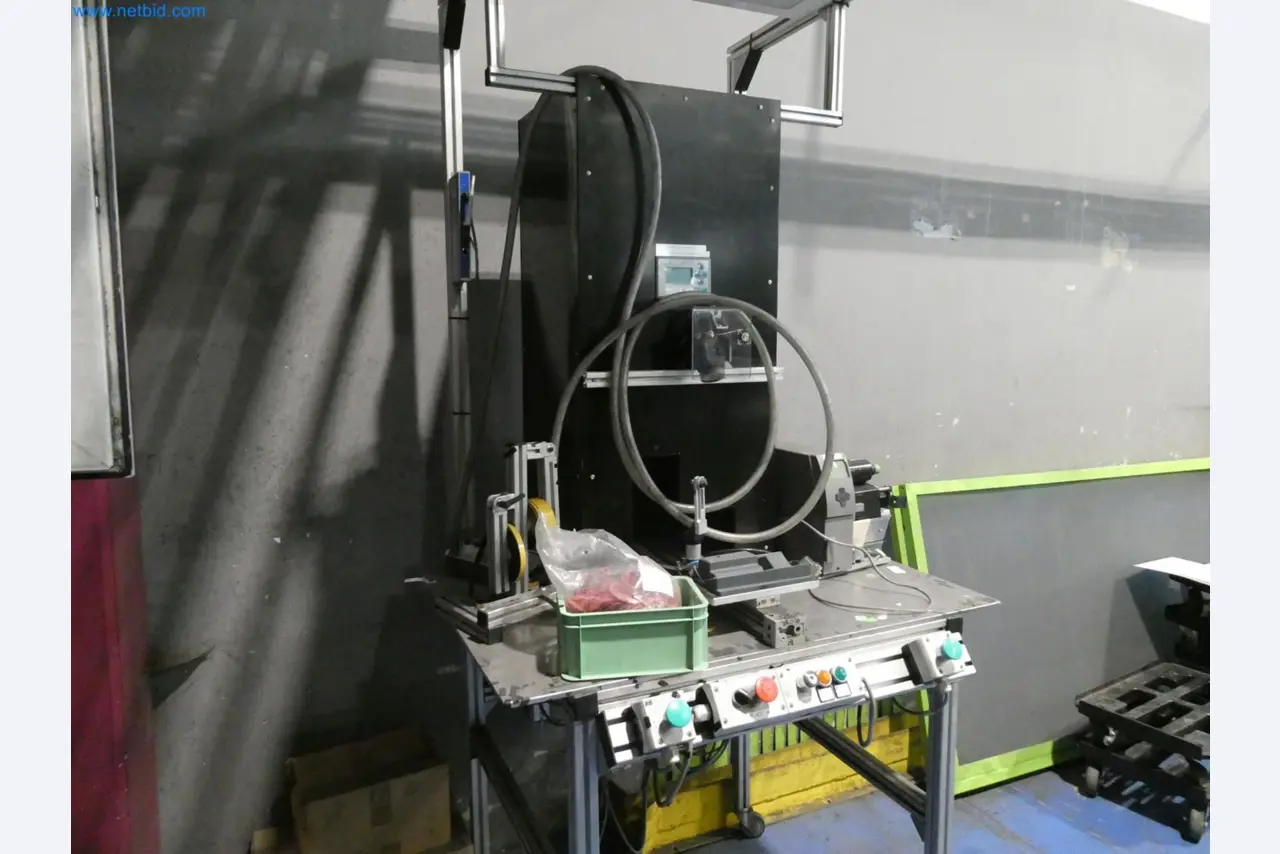 Engel Spritzgießmaschinen und Maschinen aus der Kunststoffindustrie-2