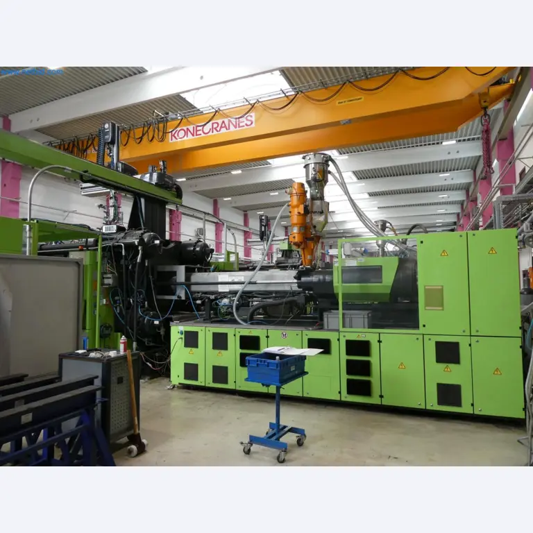 Engel Spritzgießmaschinen und Maschinen aus der Kunststoffindustrie-10