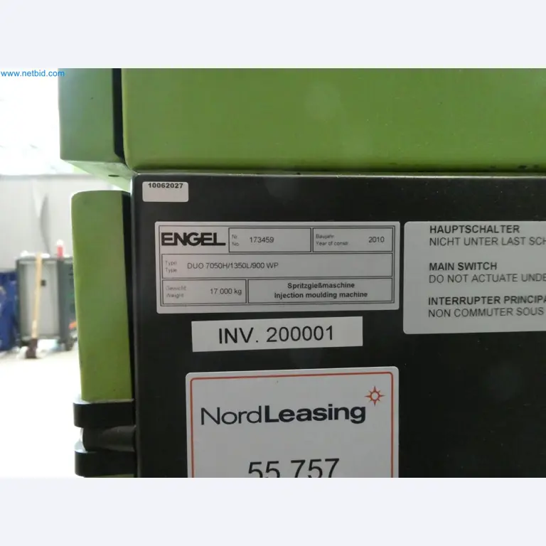 Engel Spritzgießmaschinen und Maschinen aus der Kunststoffindustrie-13