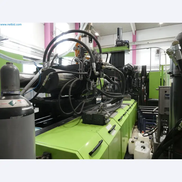 Engel Spritzgießmaschinen und Maschinen aus der Kunststoffindustrie-15