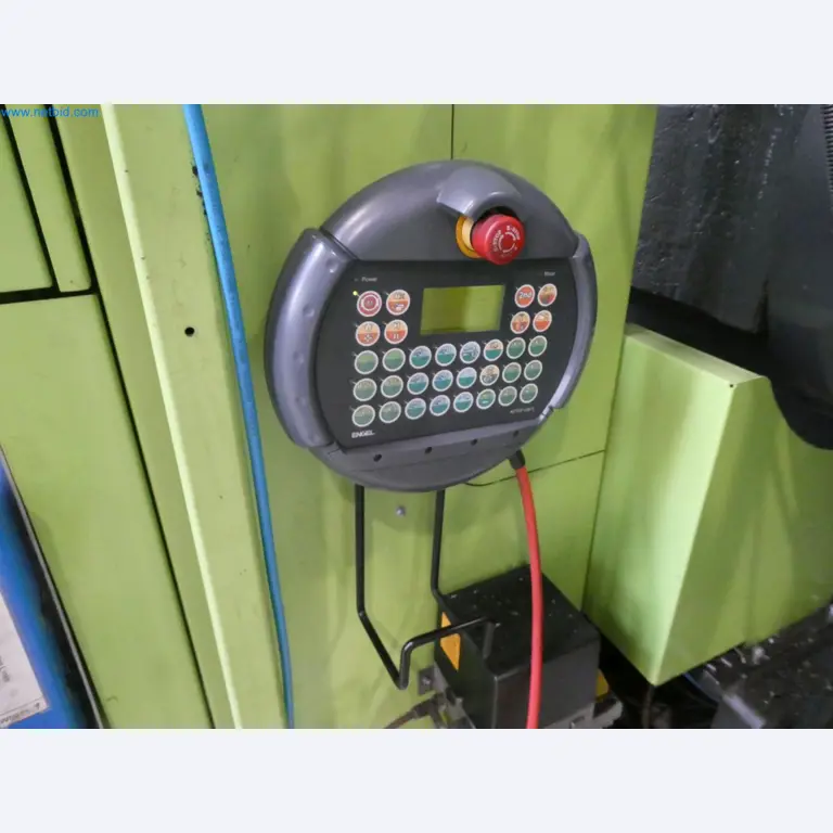 Engel Spritzgießmaschinen und Maschinen aus der Kunststoffindustrie-4