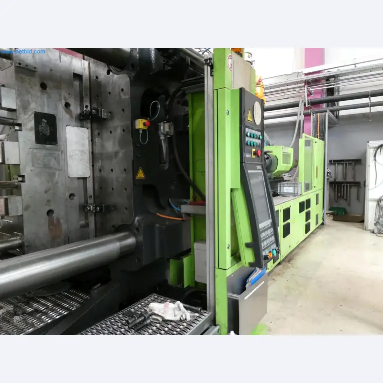 Engel Spritzgießmaschinen und Maschinen aus der Kunststoffindustrie-5
