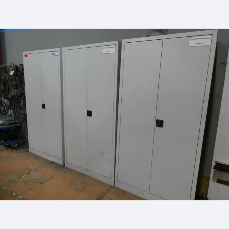 Engel Spritzgießmaschinen und Maschinen aus der Kunststoffindustrie-1