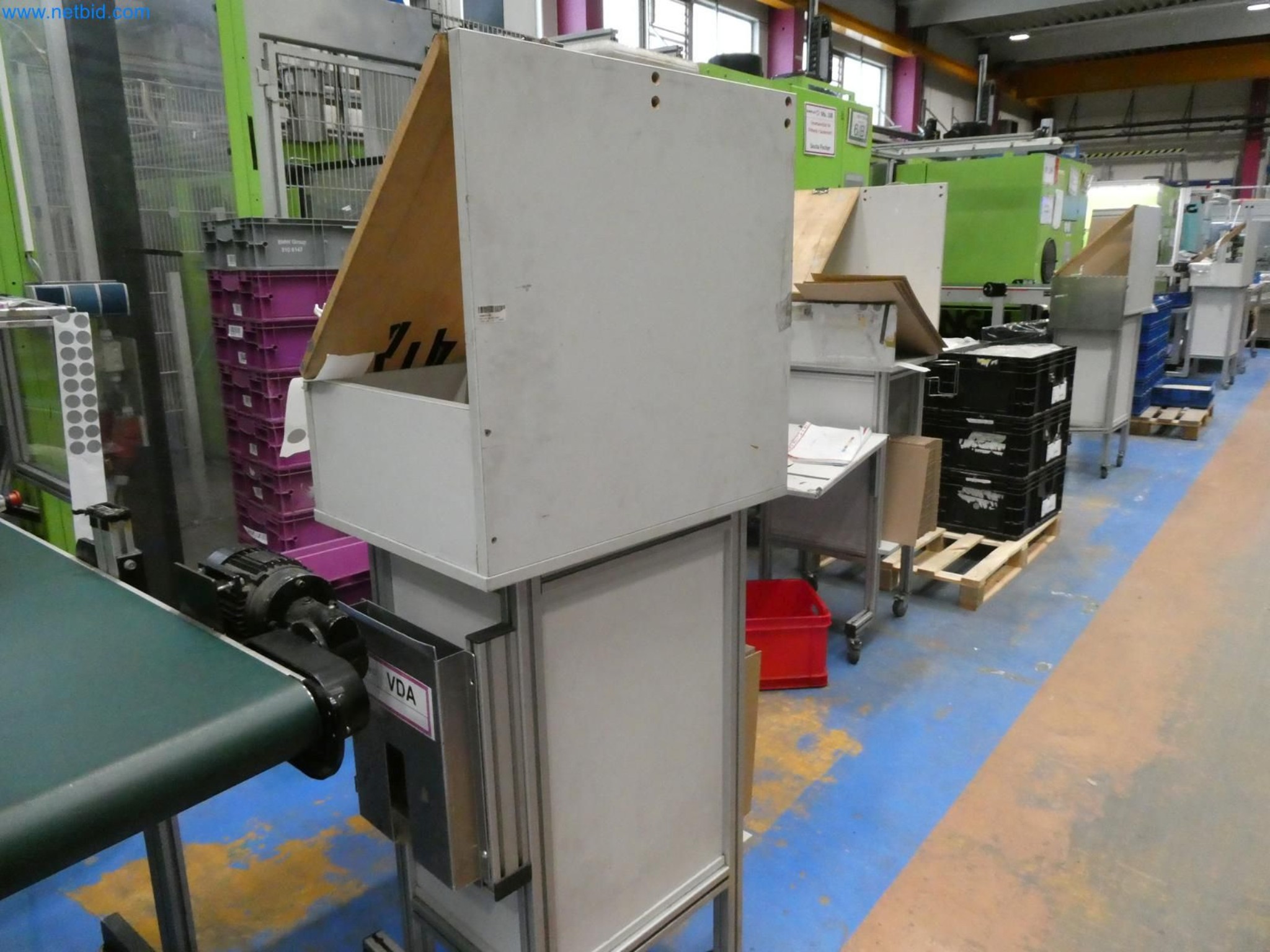 Engel Spritzgießmaschinen und Maschinen aus der Kunststoffindustrie-5