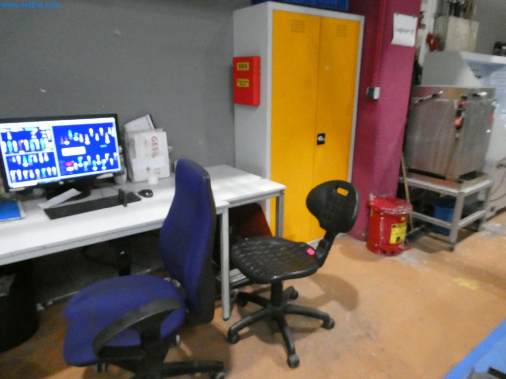 Engel Spritzgießmaschinen und Maschinen aus der Kunststoffindustrie-8