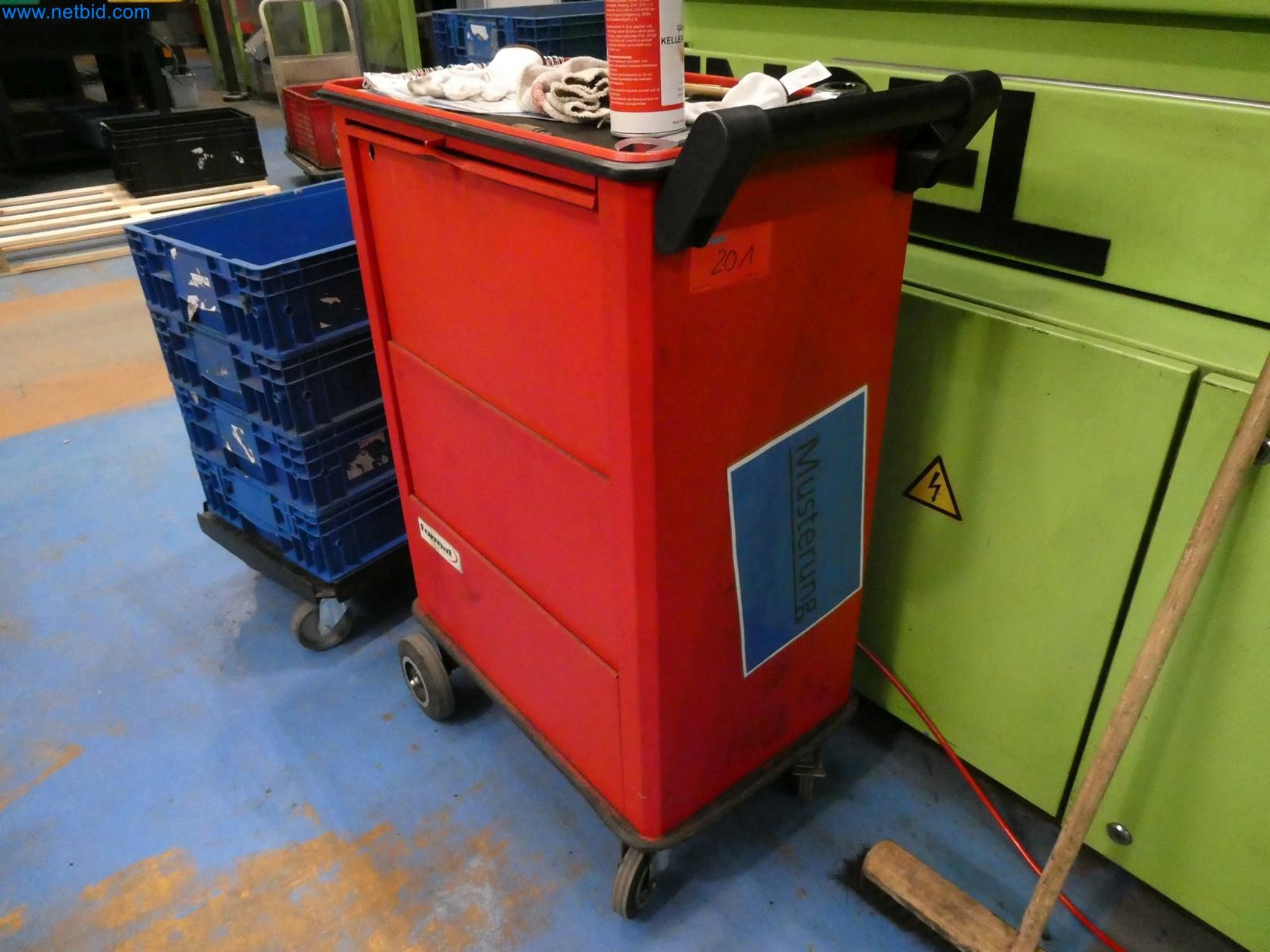 Engel Spritzgießmaschinen und Maschinen aus der Kunststoffindustrie-5