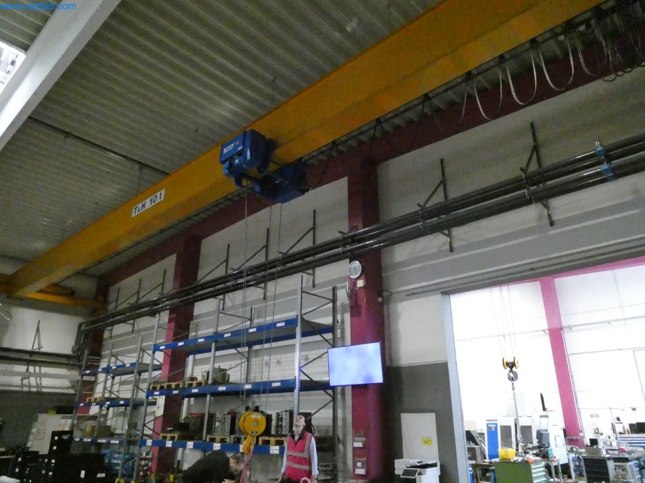 Engel Spritzgießmaschinen und Maschinen aus der Kunststoffindustrie-1