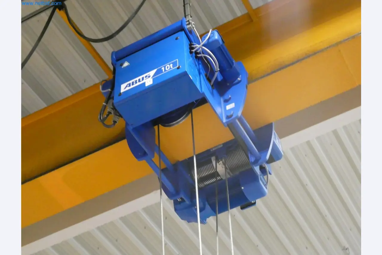 Engel Spritzgießmaschinen und Maschinen aus der Kunststoffindustrie-5