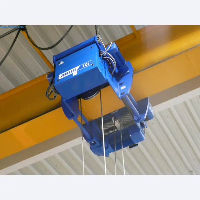 Engel Spritzgießmaschinen und Maschinen aus der Kunststoffindustrie-5