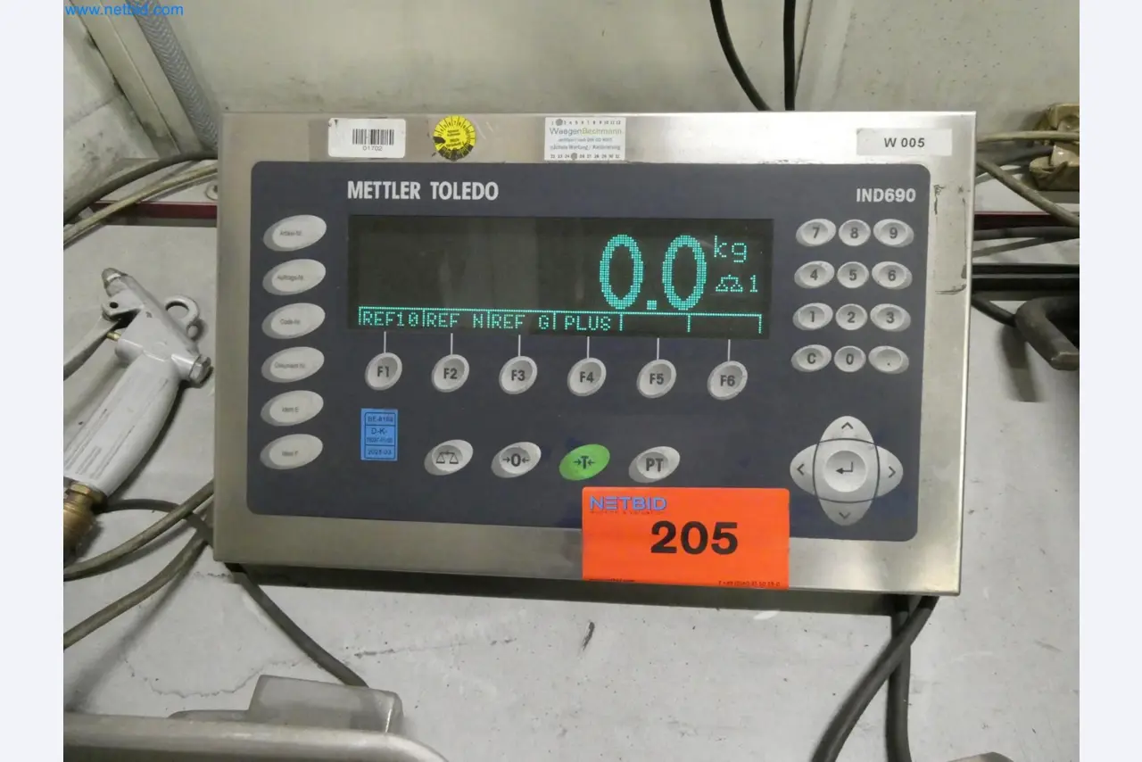 Engel Spritzgießmaschinen und Maschinen aus der Kunststoffindustrie-2