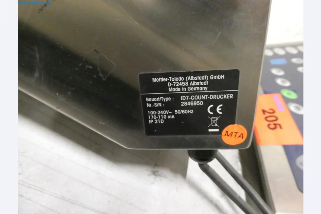 Engel Spritzgießmaschinen und Maschinen aus der Kunststoffindustrie-5