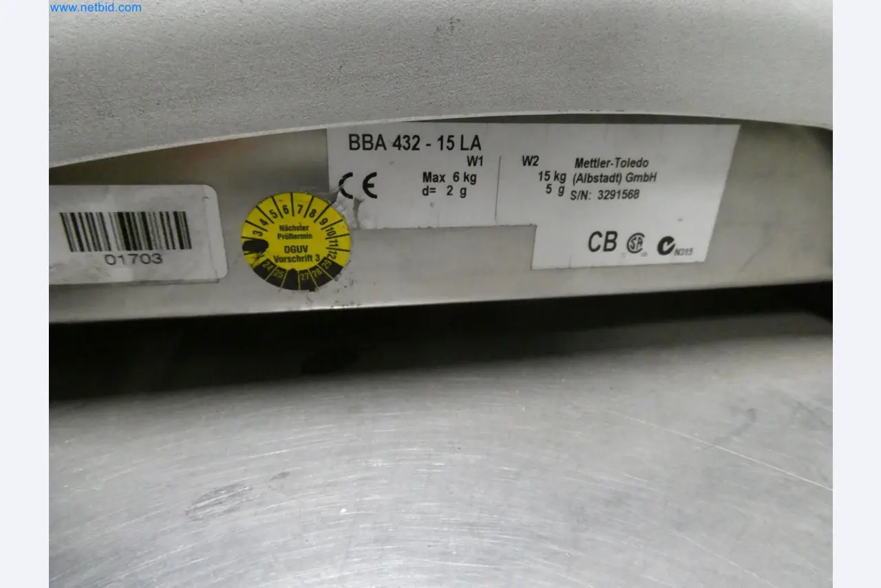 Engel Spritzgießmaschinen und Maschinen aus der Kunststoffindustrie-9