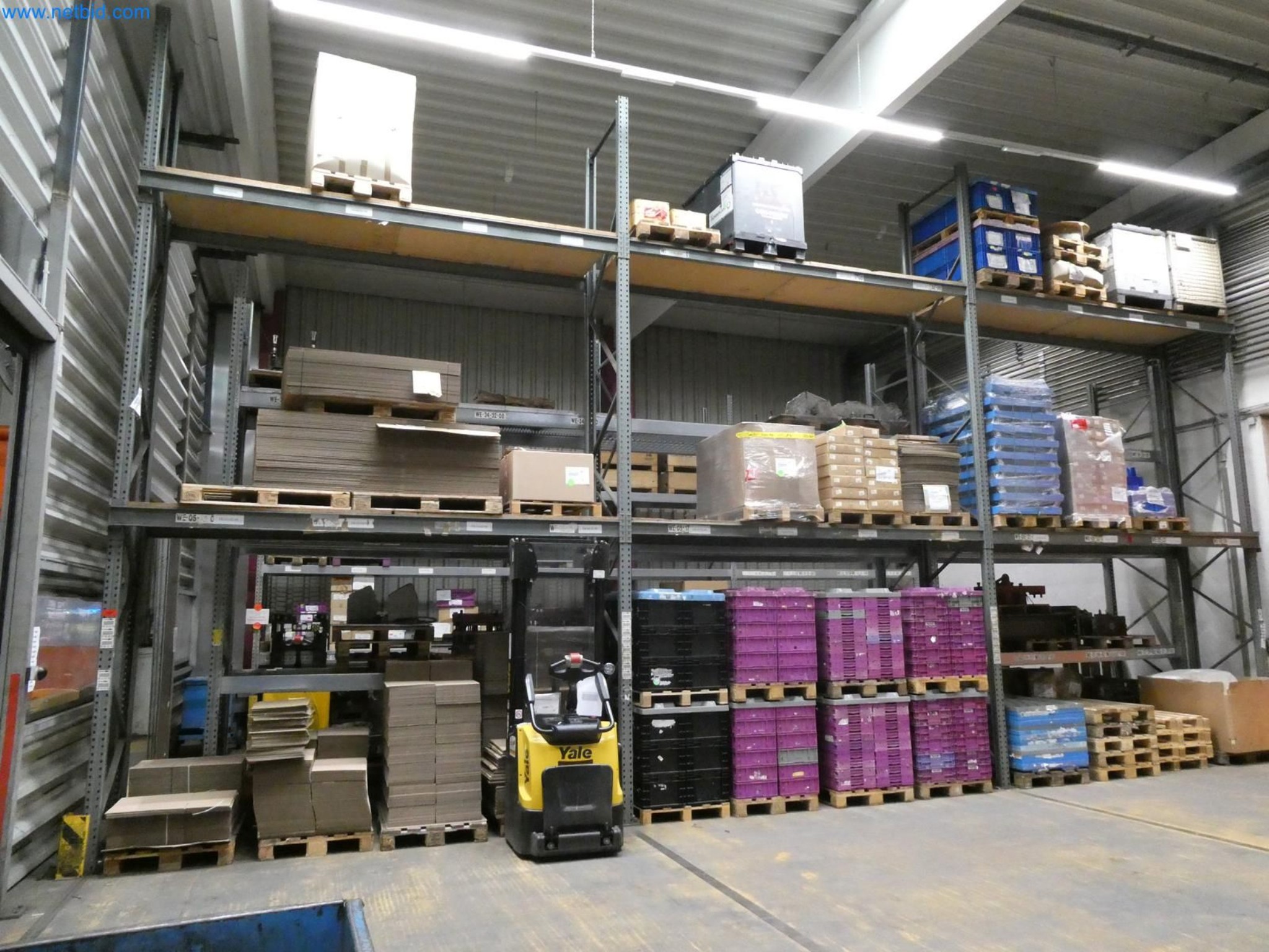 Engel Spritzgießmaschinen und Maschinen aus der Kunststoffindustrie-1