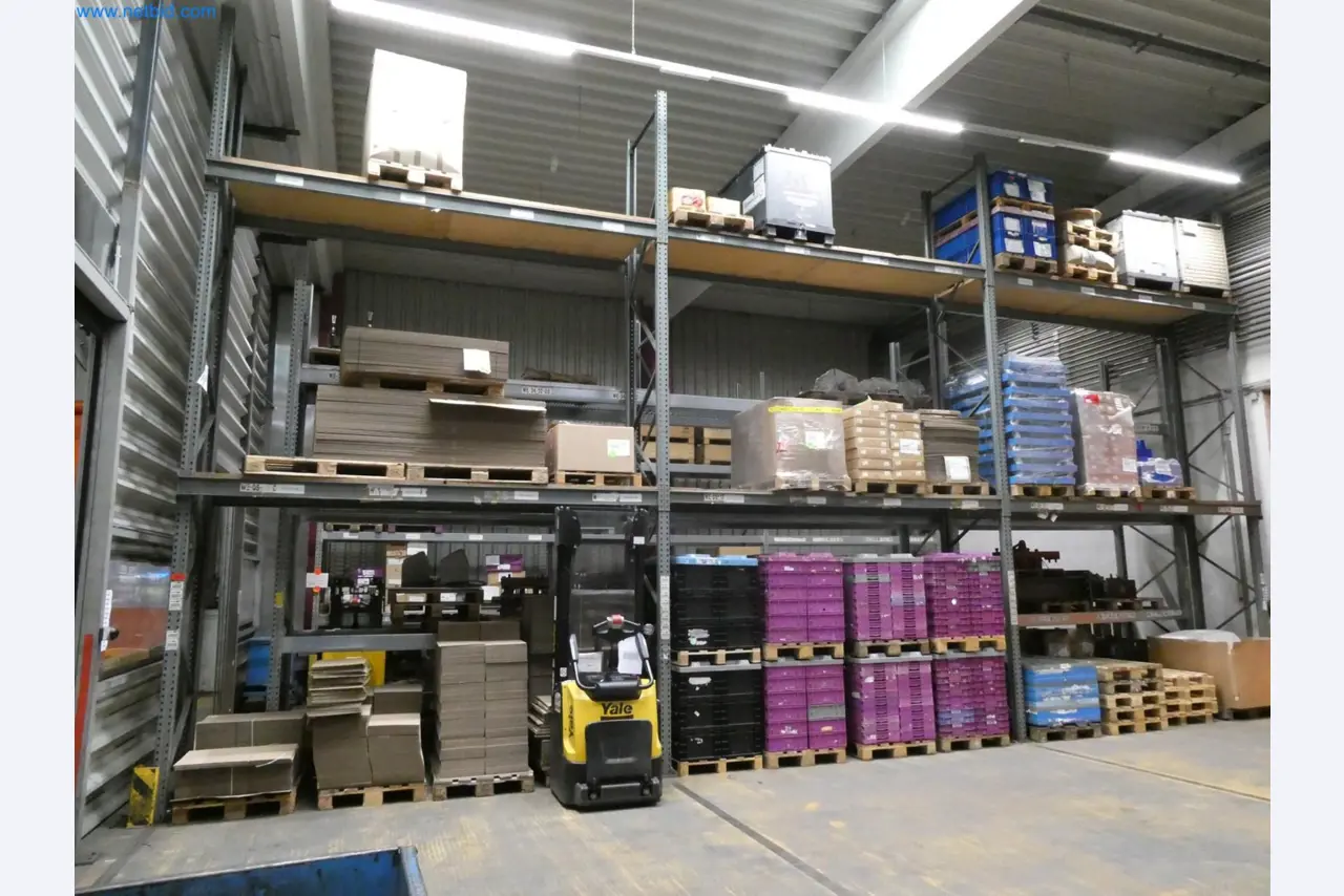 Engel Spritzgießmaschinen und Maschinen aus der Kunststoffindustrie-1