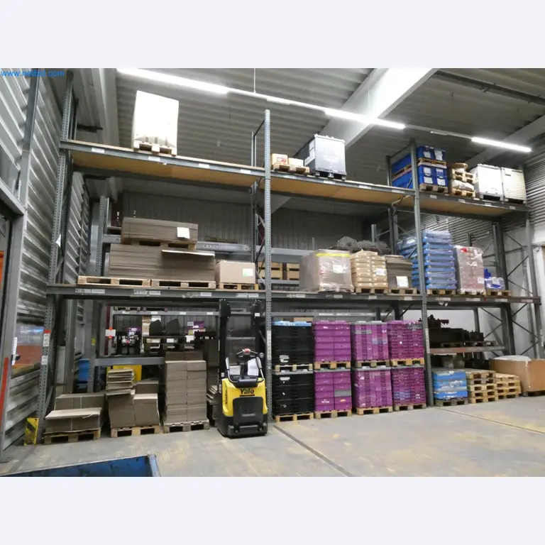 Engel Spritzgießmaschinen und Maschinen aus der Kunststoffindustrie-1