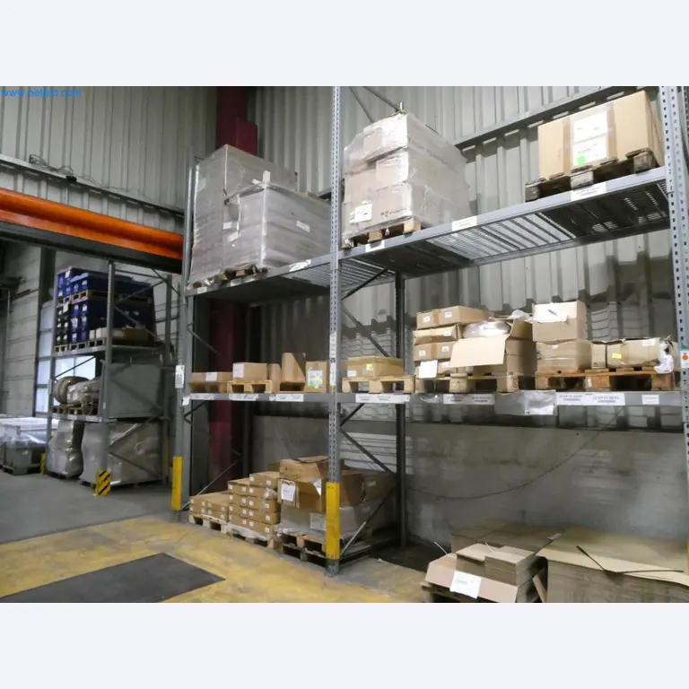 Engel Spritzgießmaschinen und Maschinen aus der Kunststoffindustrie-7