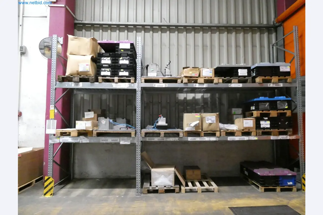 Engel Spritzgießmaschinen und Maschinen aus der Kunststoffindustrie-9