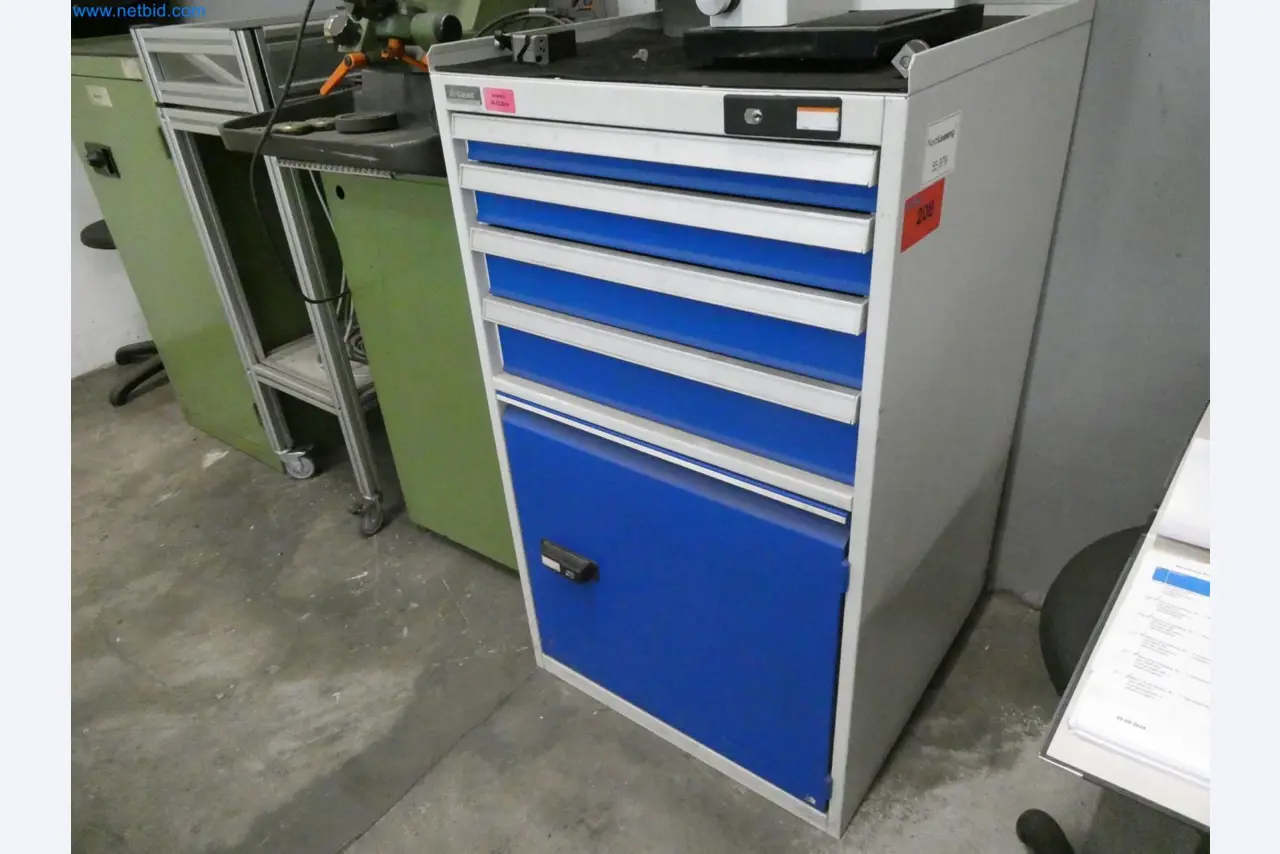 Engel Spritzgießmaschinen und Maschinen aus der Kunststoffindustrie-1