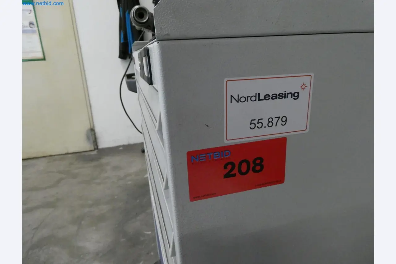 Engel Spritzgießmaschinen und Maschinen aus der Kunststoffindustrie-2