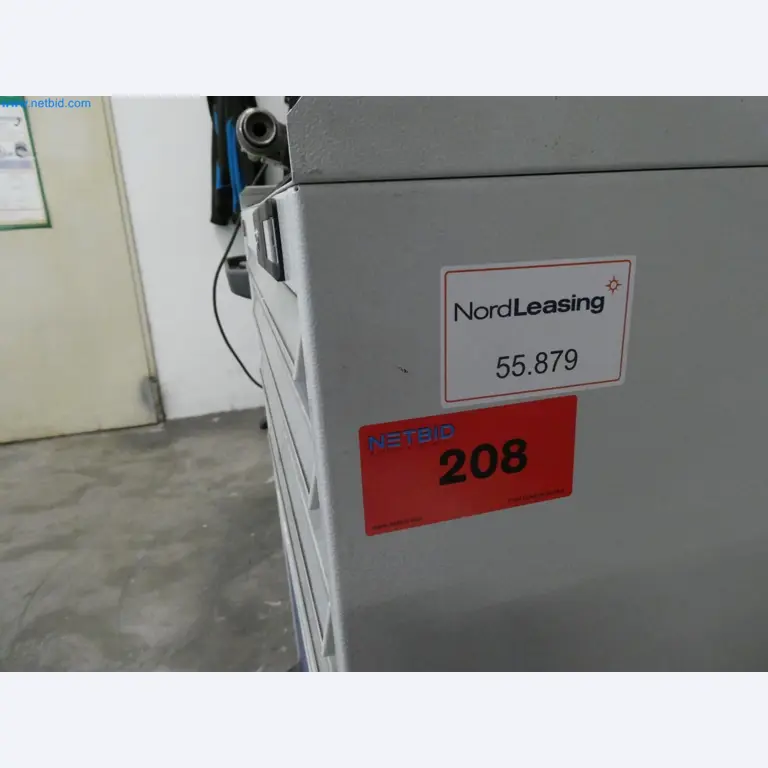 Engel Spritzgießmaschinen und Maschinen aus der Kunststoffindustrie-2