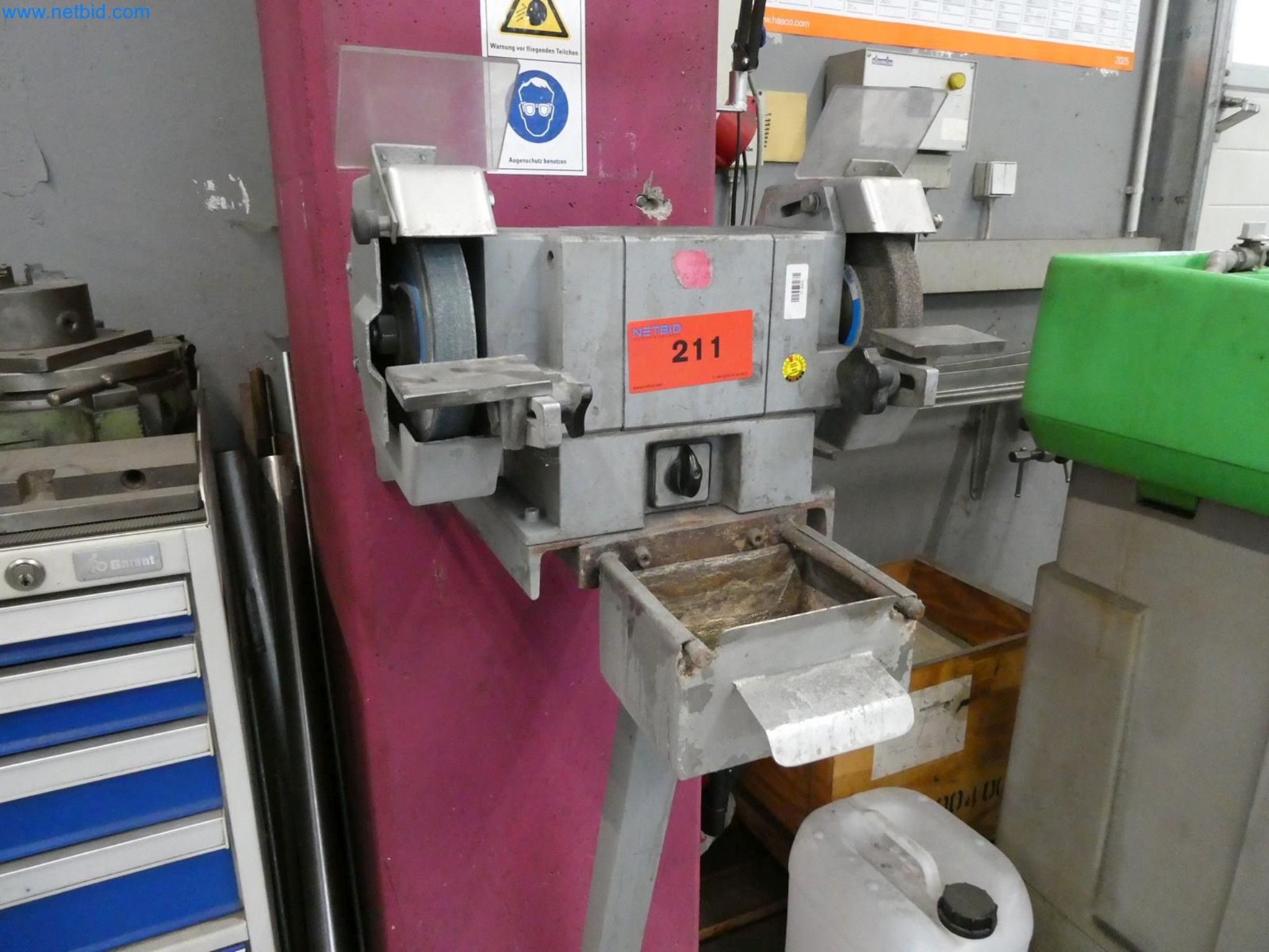 Engel Spritzgießmaschinen und Maschinen aus der Kunststoffindustrie-1