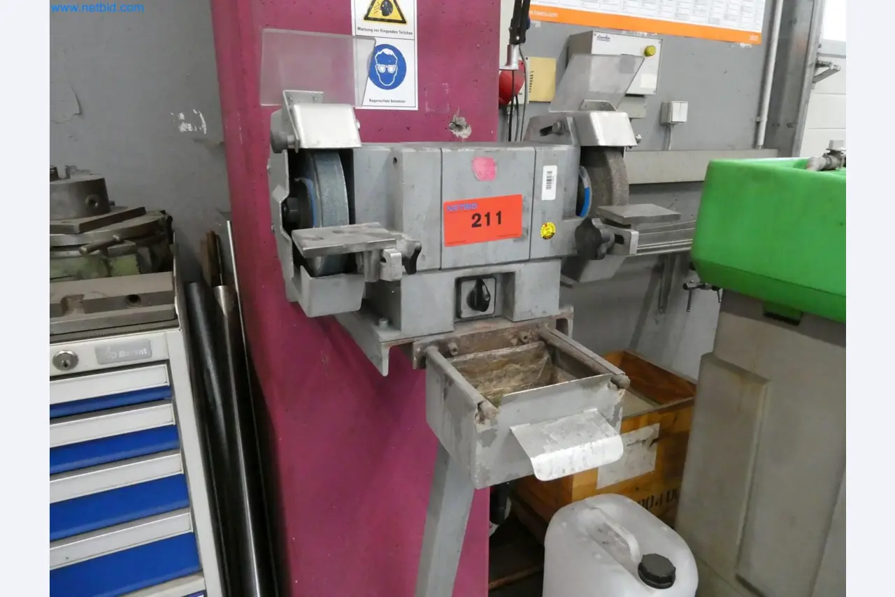 Engel Spritzgießmaschinen und Maschinen aus der Kunststoffindustrie-1