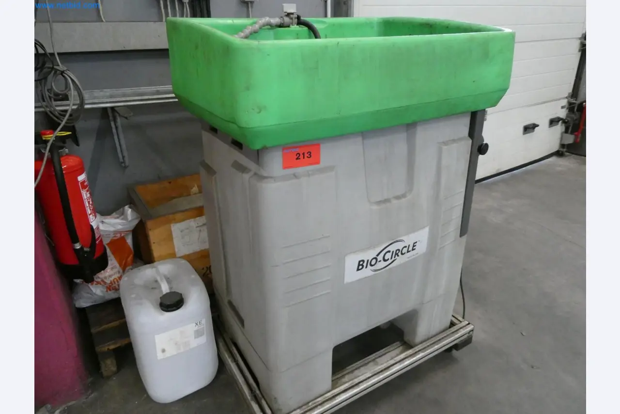 Engel Spritzgießmaschinen und Maschinen aus der Kunststoffindustrie-1