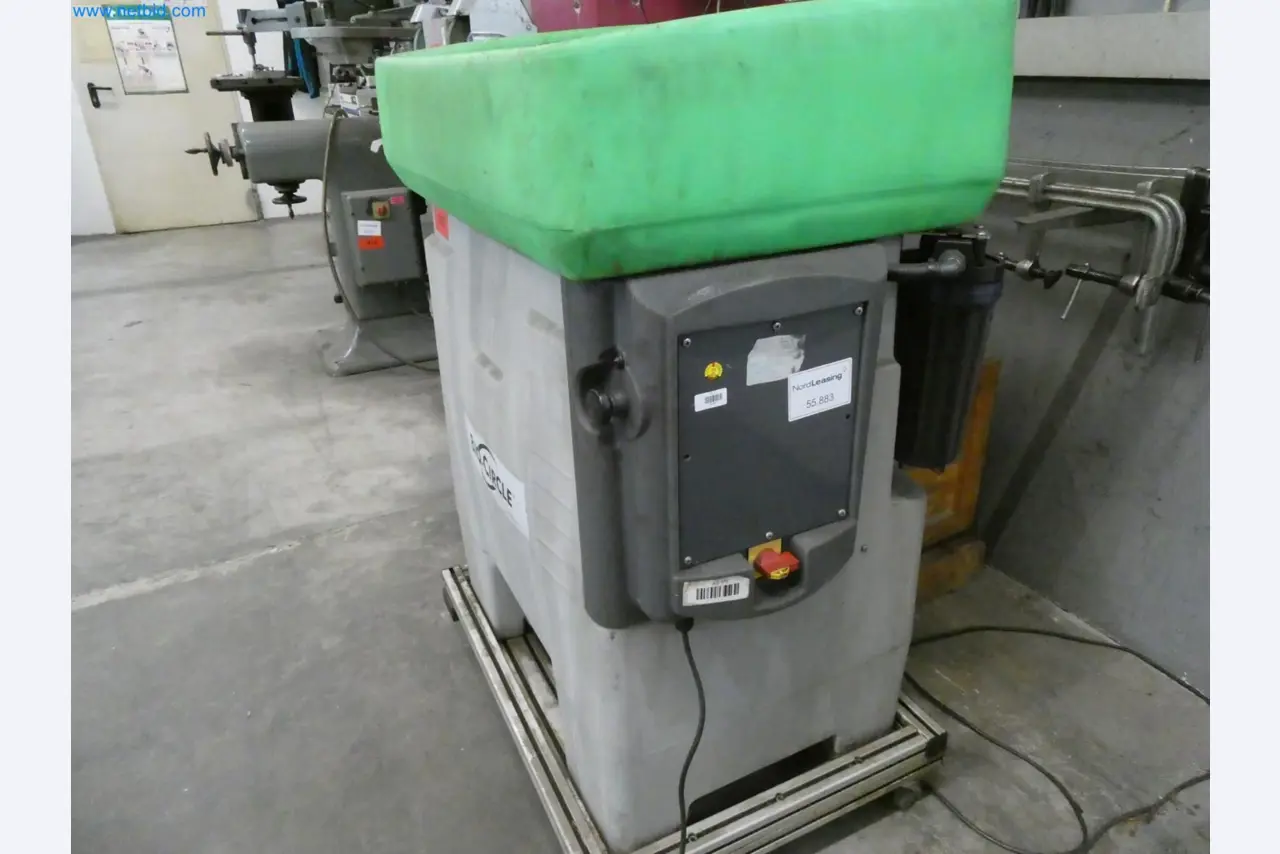 Engel Spritzgießmaschinen und Maschinen aus der Kunststoffindustrie-3