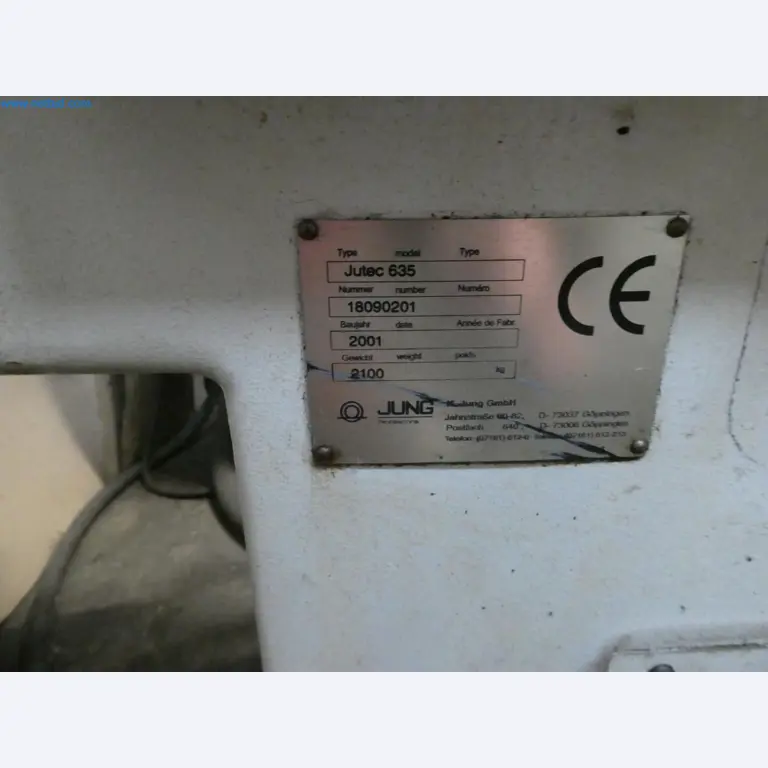 Engel Spritzgießmaschinen und Maschinen aus der Kunststoffindustrie-1