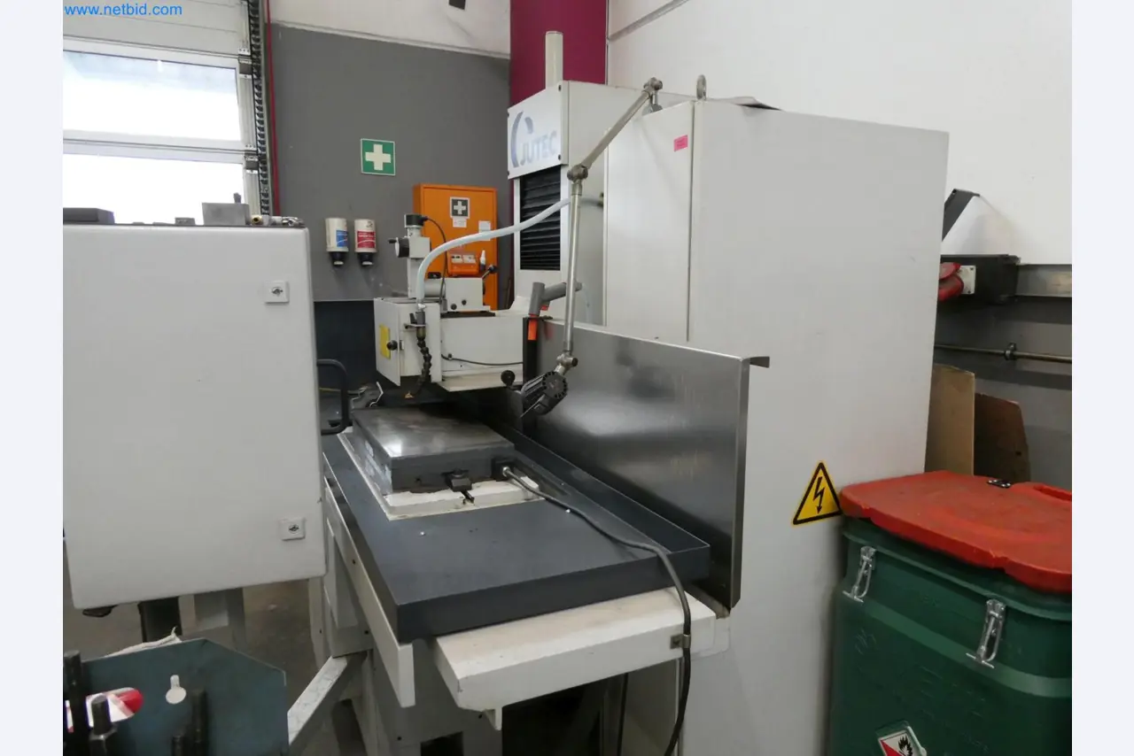 Engel Spritzgießmaschinen und Maschinen aus der Kunststoffindustrie-8