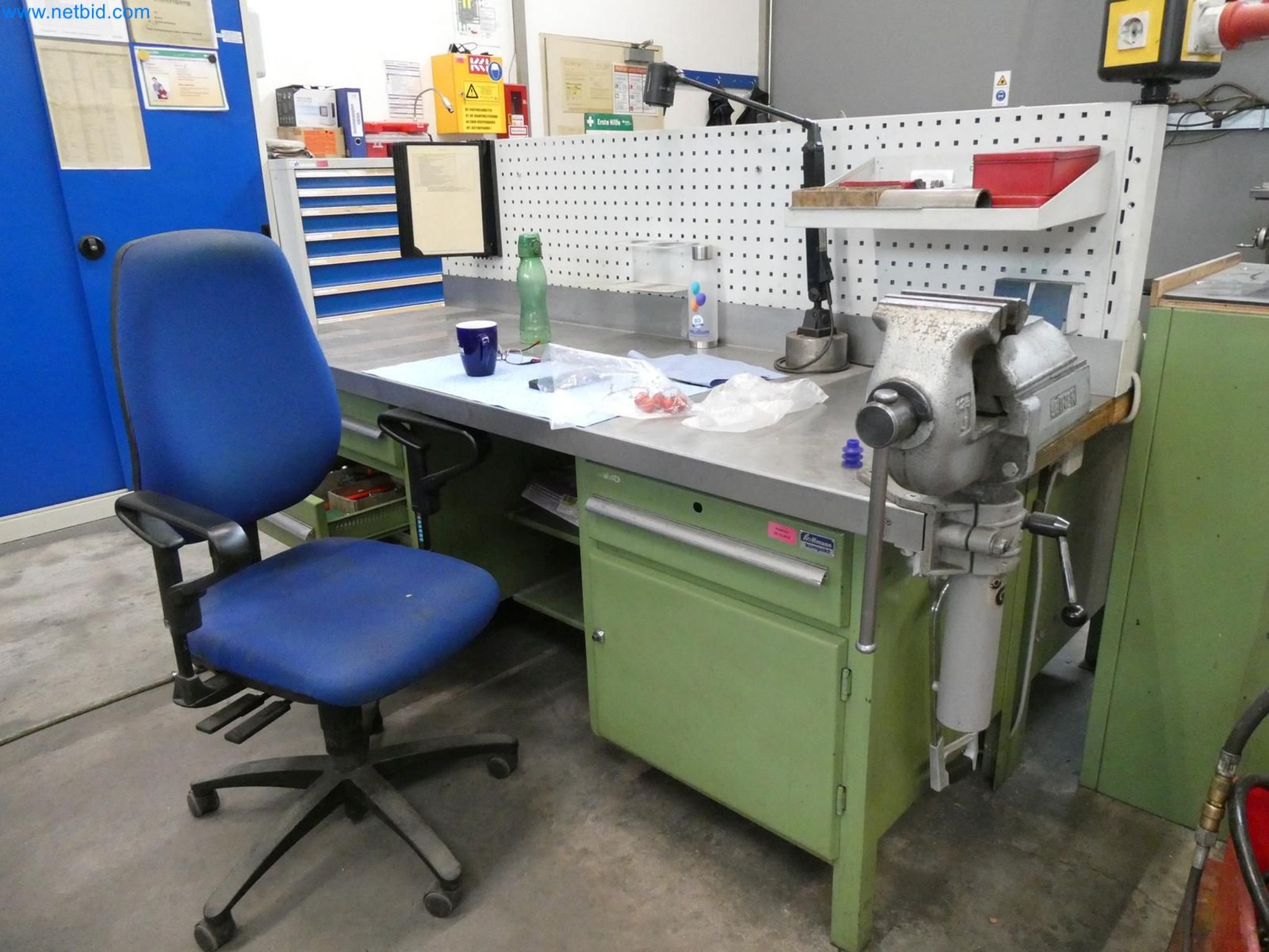 Engel Spritzgießmaschinen und Maschinen aus der Kunststoffindustrie-3