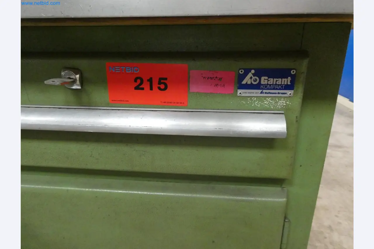 Engel Spritzgießmaschinen und Maschinen aus der Kunststoffindustrie-4