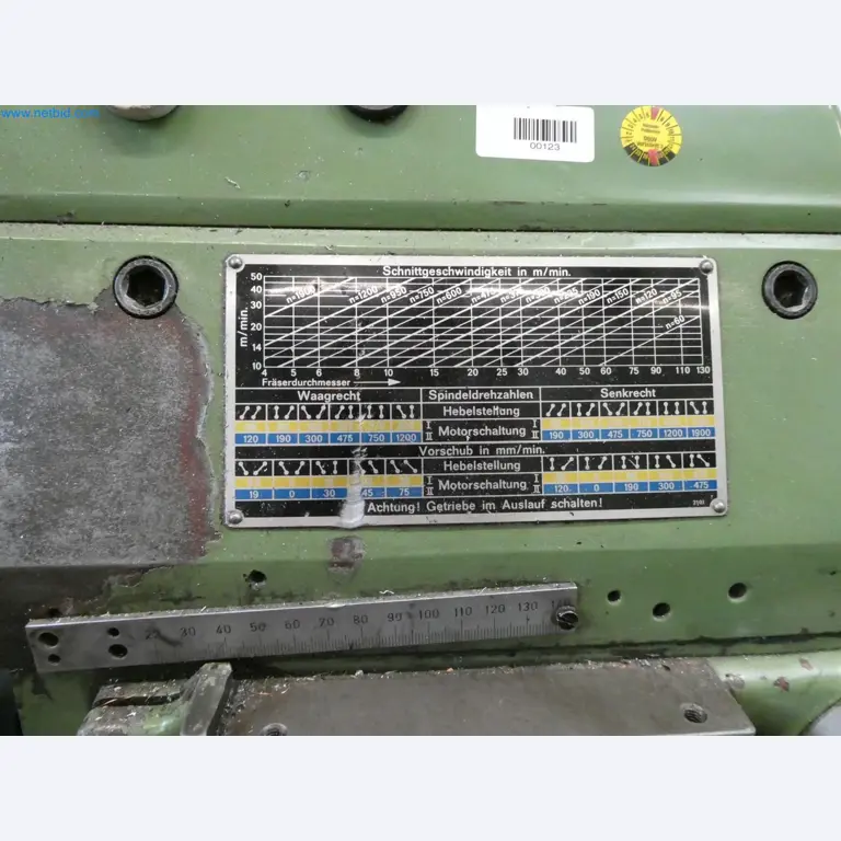 Engel Spritzgießmaschinen und Maschinen aus der Kunststoffindustrie-3