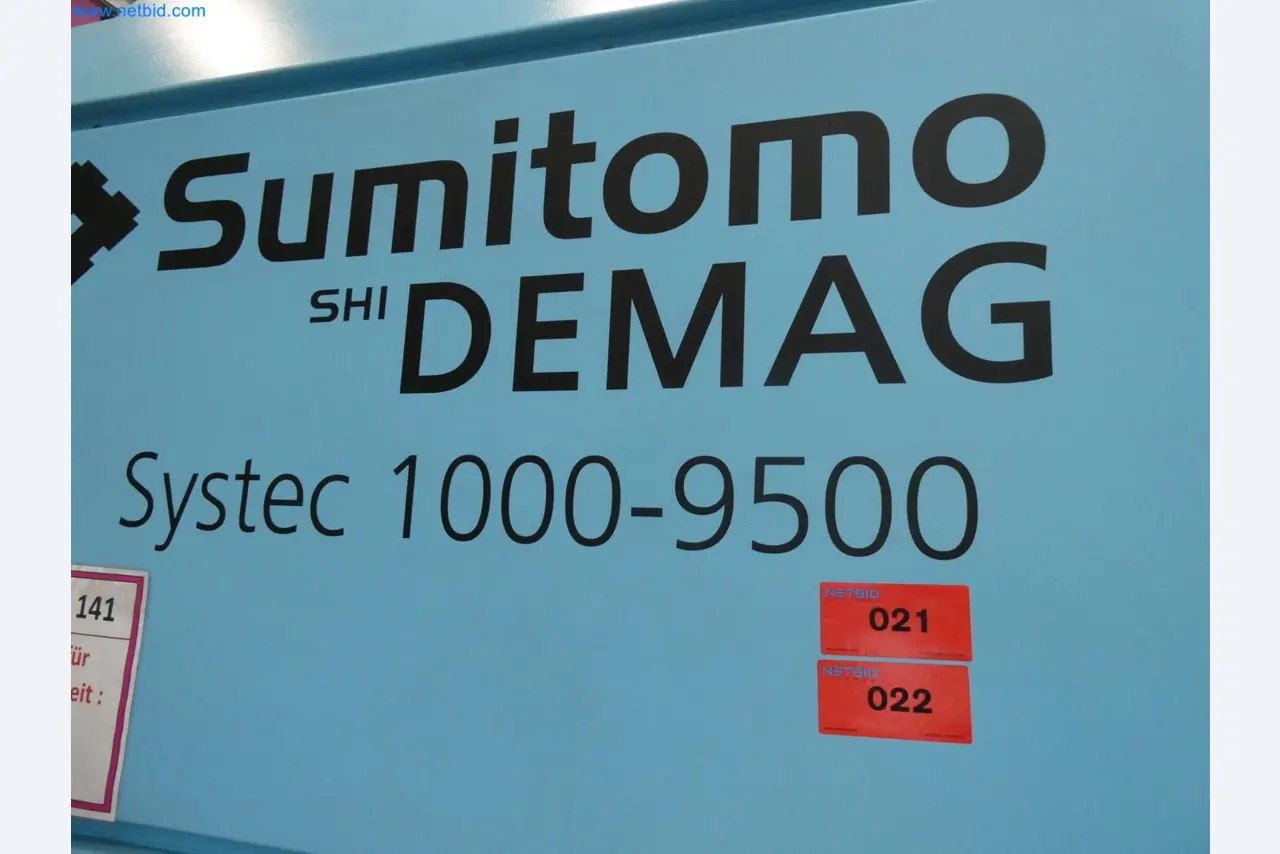 Engel Spritzgießmaschinen und Maschinen aus der Kunststoffindustrie-12