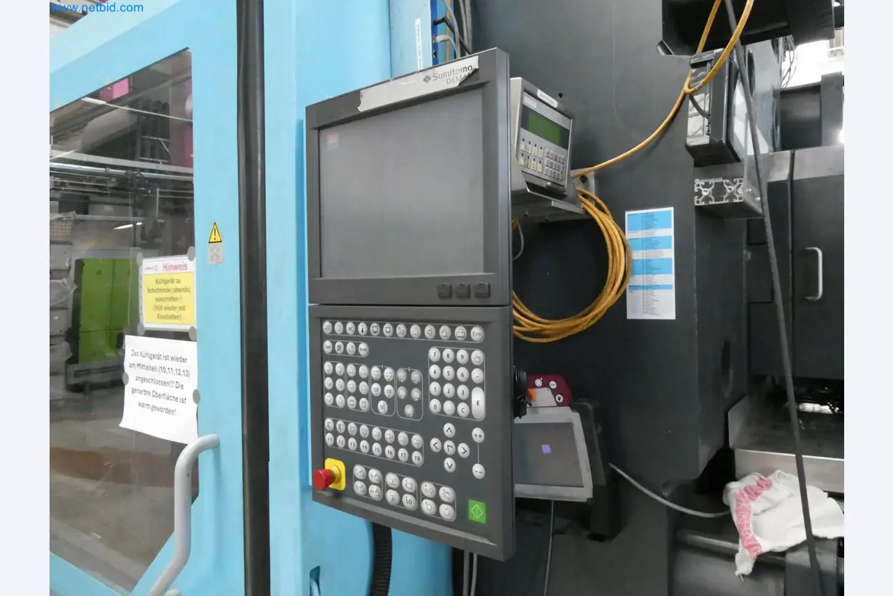 Engel Spritzgießmaschinen und Maschinen aus der Kunststoffindustrie-4