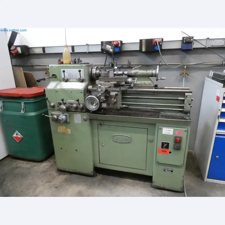 Engel Spritzgießmaschinen und Maschinen aus der Kunststoffindustrie-3