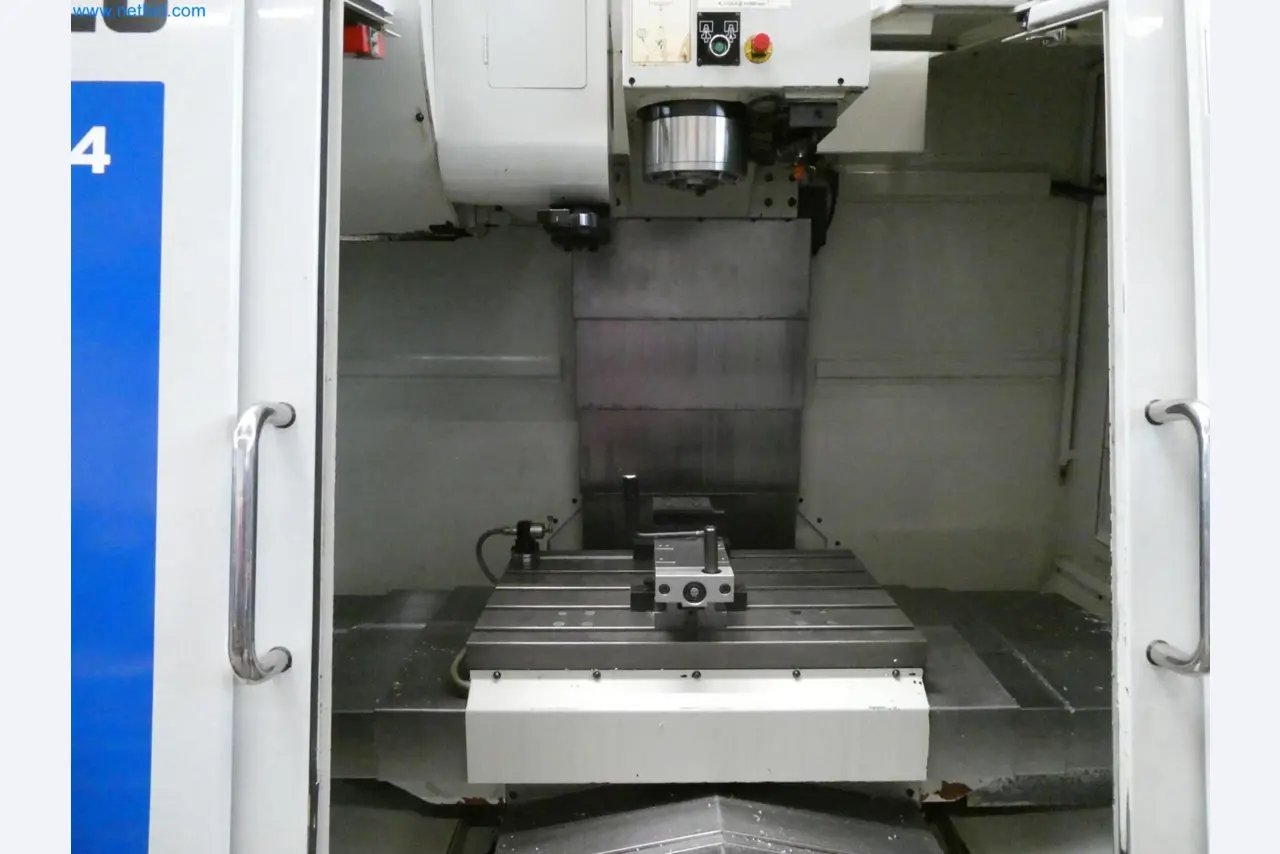 Engel Spritzgießmaschinen und Maschinen aus der Kunststoffindustrie-2