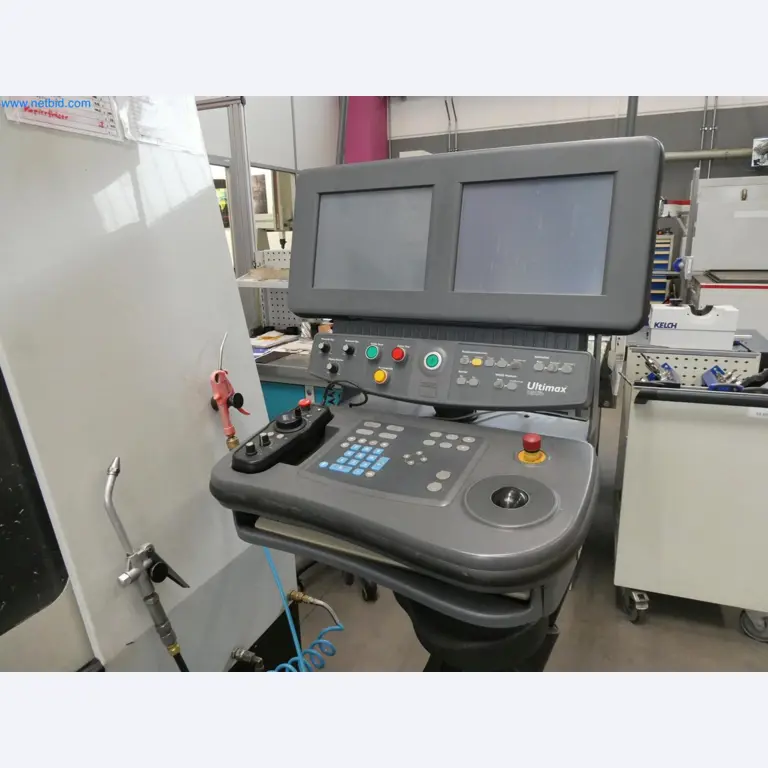 Engel Spritzgießmaschinen und Maschinen aus der Kunststoffindustrie-3