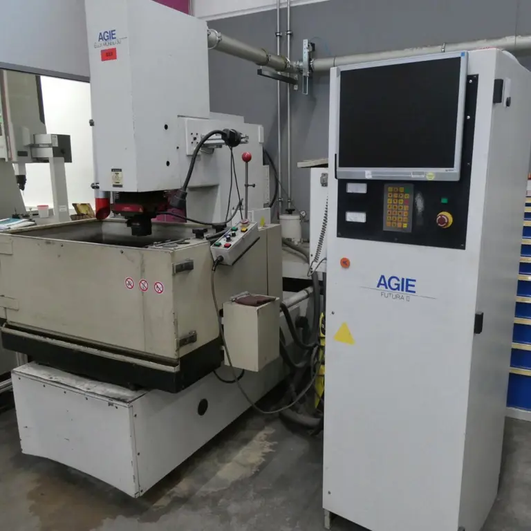 Senkerodiermaschine Agie Elox Mondo 30