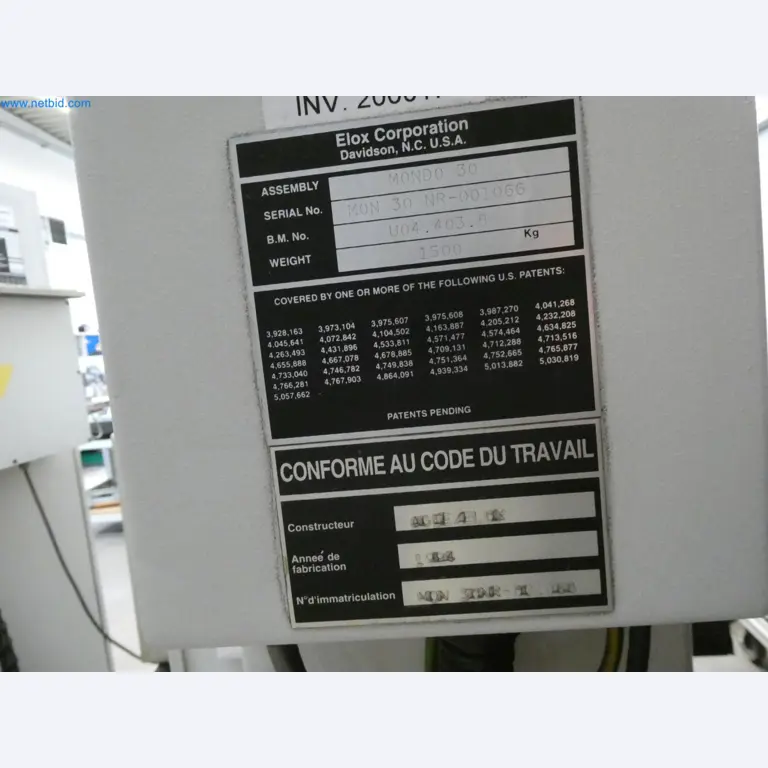 Engel Spritzgießmaschinen und Maschinen aus der Kunststoffindustrie-6