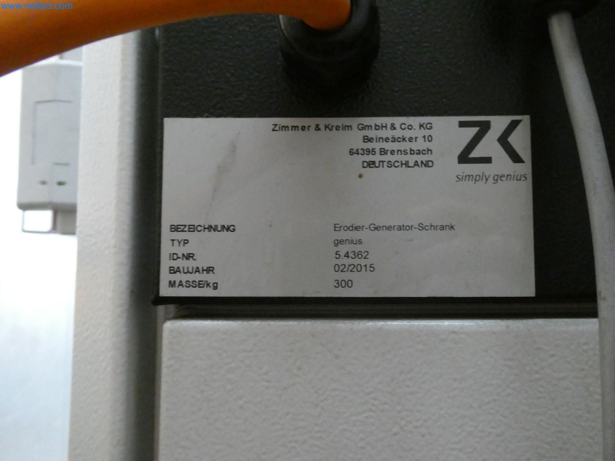 Engel Spritzgießmaschinen und Maschinen aus der Kunststoffindustrie-3