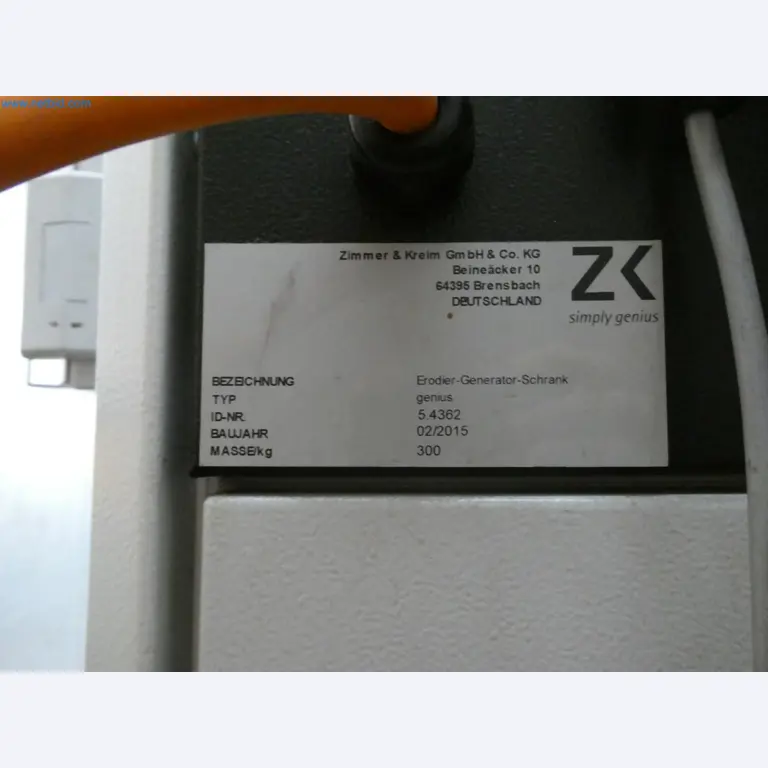 Engel Spritzgießmaschinen und Maschinen aus der Kunststoffindustrie-3